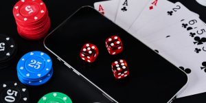 Cách chơi game bài miễn phí trên điện thoại